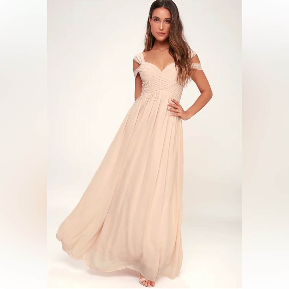 Lulu’s Make Me Move Blush Pink Maxi Dress size Medium gown. Lulus